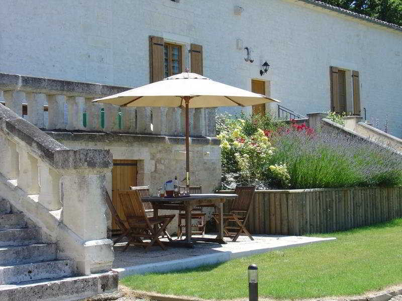 Готель Le Relais De Saint-Preuil, The Originals Relais Vignes Du Cognac Екстер'єр фото